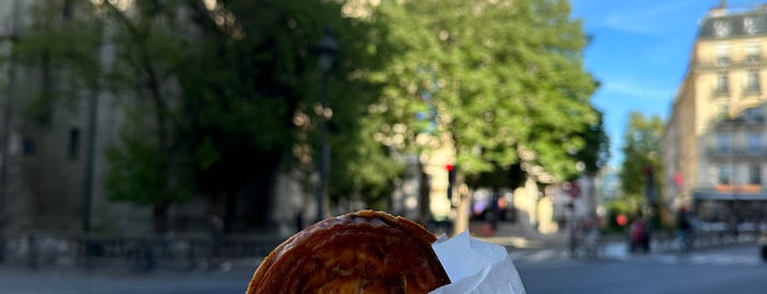 Éric Kayser is one of The 15 Best Places for Croissants in Paris.