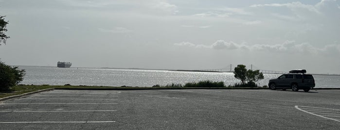 Jekyll Island Pier is one of Orte, die Rebecca gefallen.