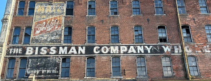 Bissman Building is one of Favorite Haunted Locations.