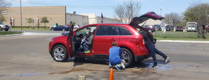 Wolf Creek Car Wash is one of Best of the Brazos 2015.
