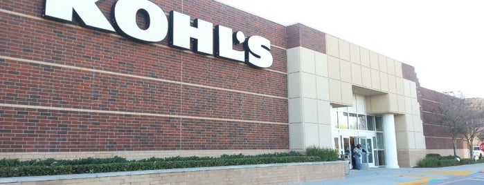 Kohl's is one of สถานที่ที่ Julie ถูกใจ.