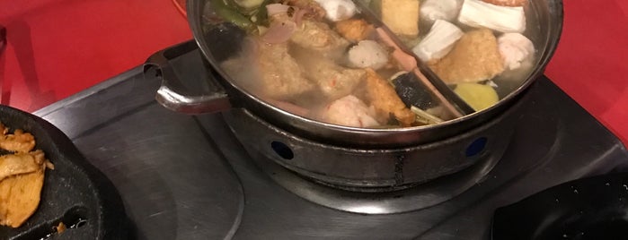 LIKE Steamboat Restaurant 赞火锅餐厅 is one of Point of sale in penang.