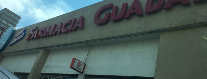 Farmacia Guadalajara is one of Lugares favoritos de José.