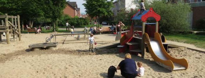 Spielplatz Heinrich-Könn-Straße is one of Düsseldorf Outdoor.