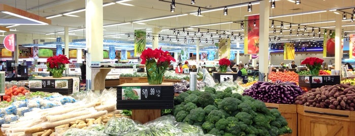 Great Wall Supermarket is one of Jingyuan : понравившиеся места.
