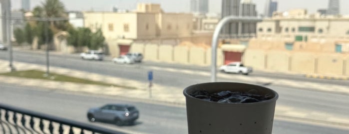 Easy Bakery is one of 🍳Breakfast spots in Riyadh.
