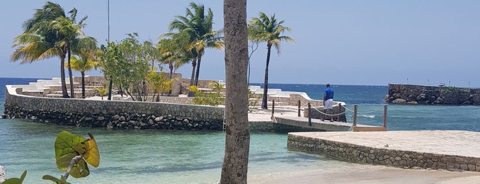 GoldenEye Villas is one of Jamaica.