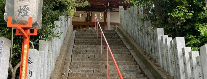 忍陵神社 is one of 式内社 河内国.