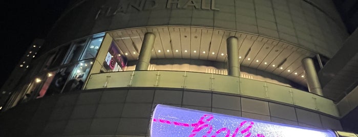Shinjuku ReNY is one of ライブで行った所.