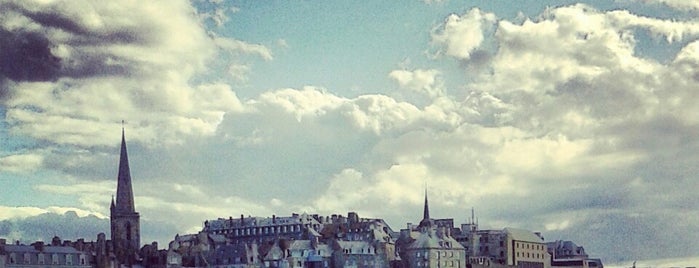 Saint-Malo is one of Normandie - Bretagne.