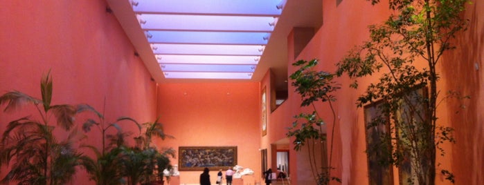 Museo Thyssen-Bornemisza is one of madrid_te_amo.