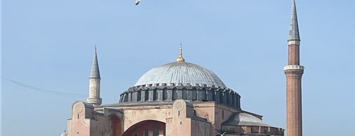 The Hagia Sophia Grand Mosque is one of Istanbul.