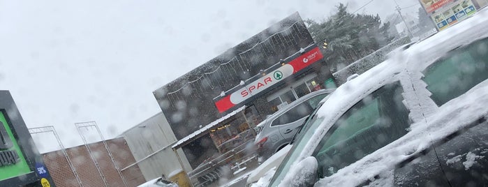 SPAR Colruyt Group is one of Toon : понравившиеся места.