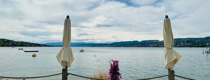 Lake Side is one of Top 10 favorites places in Zurich.