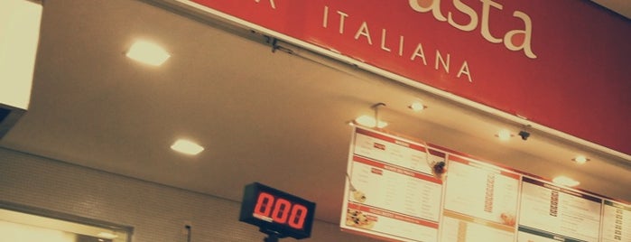 Mani in Pasta is one of สถานที่ที่ M. ถูกใจ.