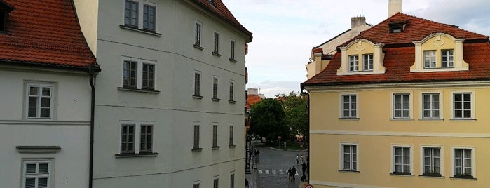 Marionety Truhlář is one of Prag.