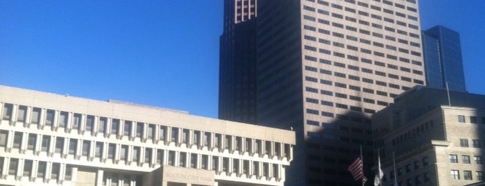 Boston City Hall is one of Lieux qui ont plu à Craig.