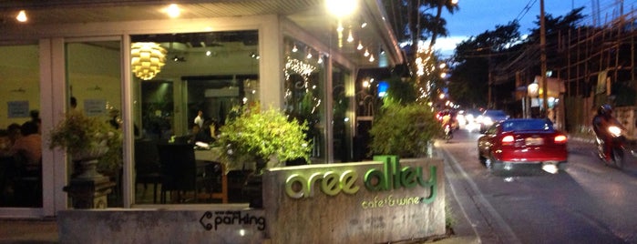 Aree Alley is one of Dine in BKK.