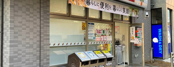 7-Eleven is one of Must-visit Convenience Stores in 中央区.