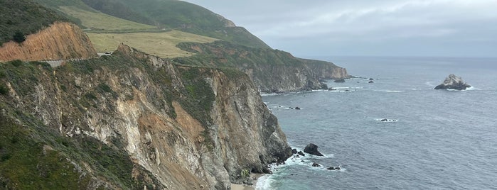 Big Sur Beach is one of Road trip stops.