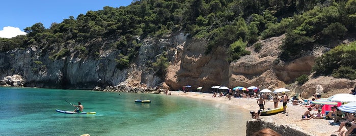 Mikra Strava Beach is one of Posti salvati di mariza.