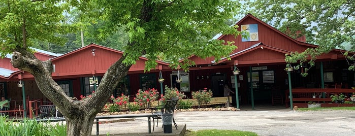 Shatley Springs Inn and Restaurant is one of Blue Ridge Road-trip.