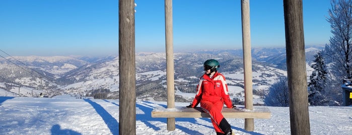 Плай is one of Ski.