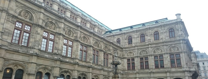 Opernbrunnen is one of viena.