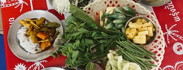 Kanom Jeen Pah Mai is one of Phuket Foodie.