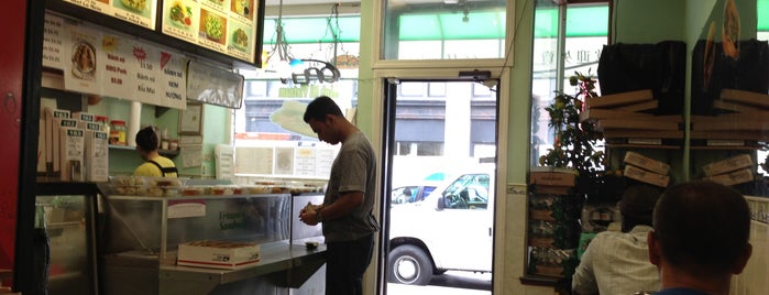 163 Vietnamese Sandwiches & Bubble Tea is one of determined to try every restaurant in chinatown.