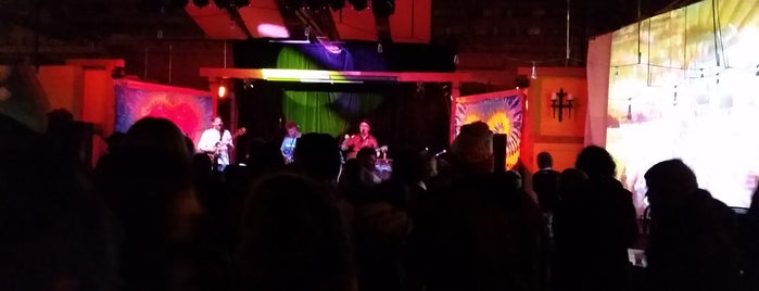 Cozmic Pizza is one of Oregon's Music Venues.