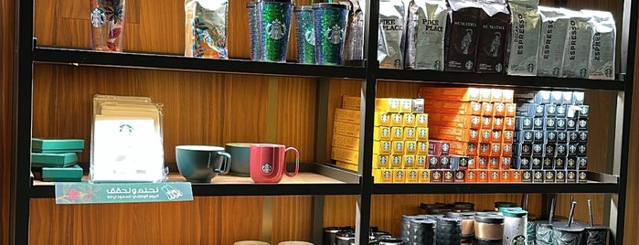 Starbucks is one of Lugares favoritos de Shadi.