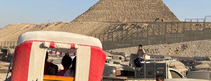 Pyramid of Cheops (Khufu) is one of Tempat yang Disukai Cemalettin.