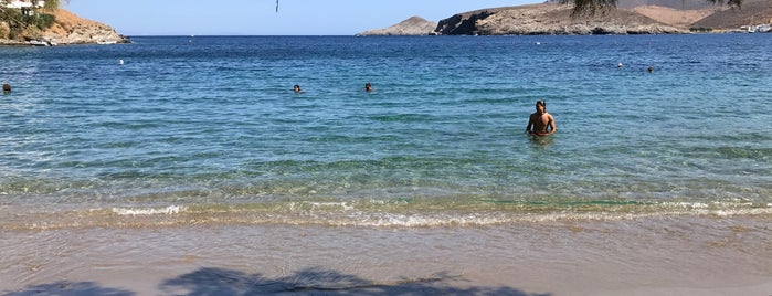 Σχοινάρι Beach is one of Spiridoula'nın Kaydettiği Mekanlar.