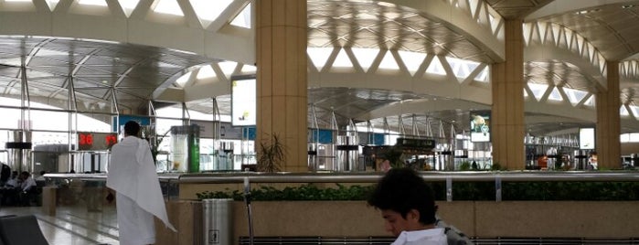 Kral Halid Uluslararası Havalimanı (RUH) is one of 空港 AIRPORTs.