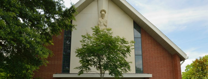 Immaculate Conception Catholic Church is one of สถานที่ที่ justinstoned ถูกใจ.