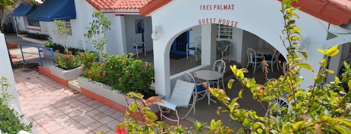 Tres Palmas Inn is one of สถานที่ที่ Martha ถูกใจ.