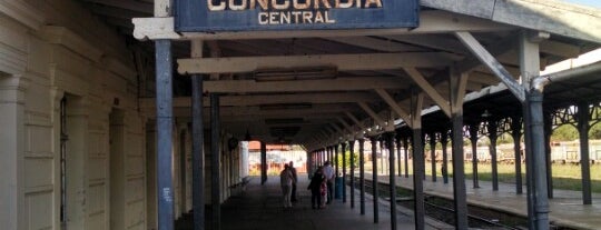 Estacion Central is one of Viaje.