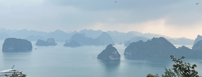 Đảo Ti Tốp (Titop Island) is one of vietnam.