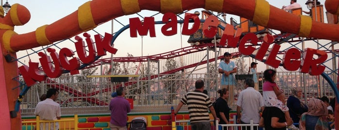 Küçük Madenciler is one of Vialand.