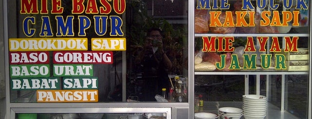 Mie Bakso "BUNGSU" is one of Must-visit Food in Bandung.