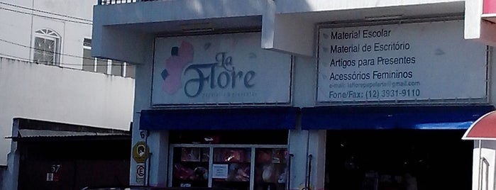 La flore is one of Jd das Industrias. Criando para Check-ins.