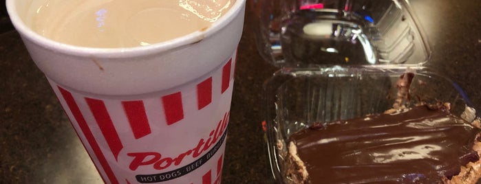 Portillo's is one of Zachさんのお気に入りスポット.