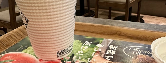 フレッシュネスバーガー is one of 良く行く食い物屋.