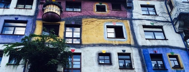 Hundertwasserhaus is one of Wien.