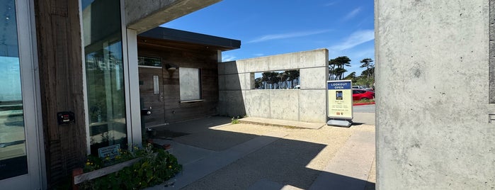 Lands End Visitor Center is one of Sea Cliff.