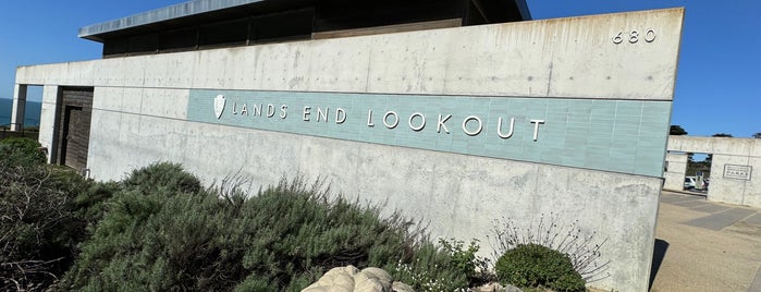 Lands End Visitor Center is one of Lugares favoritos de ReeD.