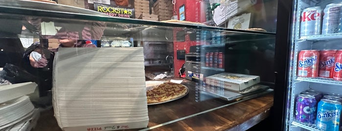 Irving Pizza is one of LevelUp merchants in San Francisco!.
