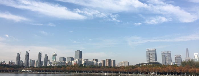 Century Park is one of Шанхай.