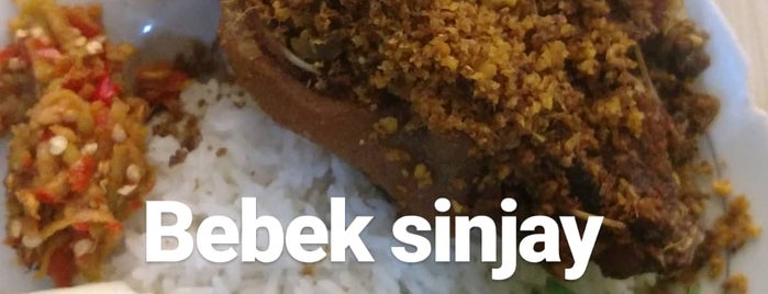 Bebek Sinjay is one of surabaya.